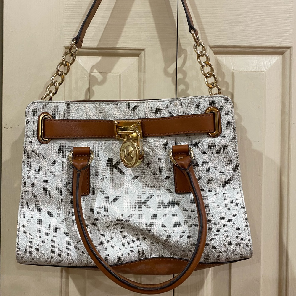 Michael kors purse